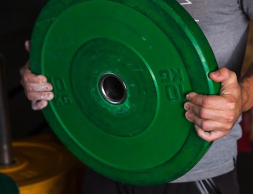 Is it better to do more reps or higher weight?